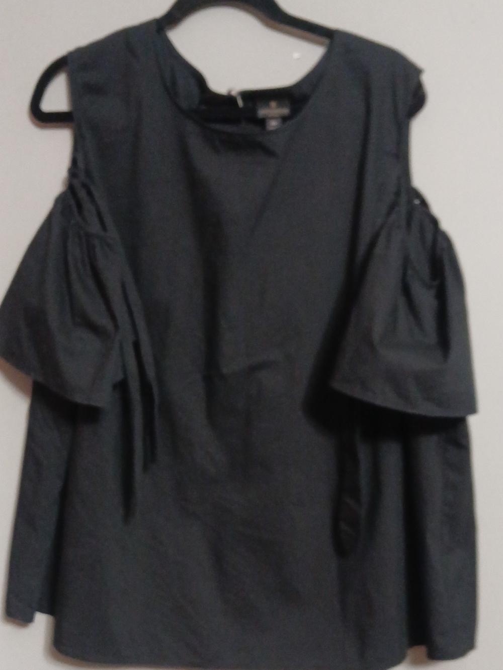 Black Cold-Shoulder Women's Top